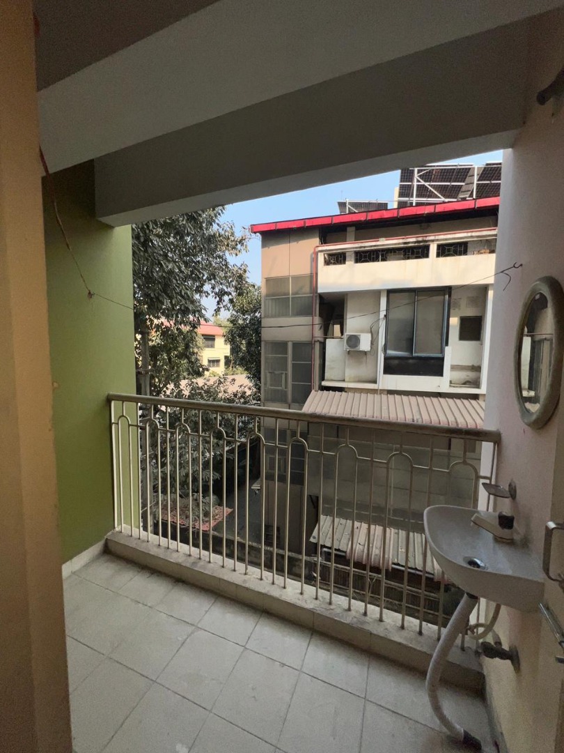 Semi Furnished 3bhk in Jayanagar Chariali, Guwahati, Assam, India for Rent